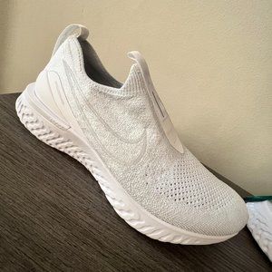 Nike Epic Phantom React Flyknit White Pure Platinum Size 8.5